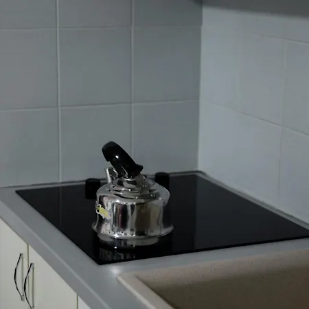 Side Διαμέρισμα *